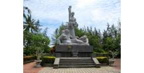 Full Day - Visit to My Lai